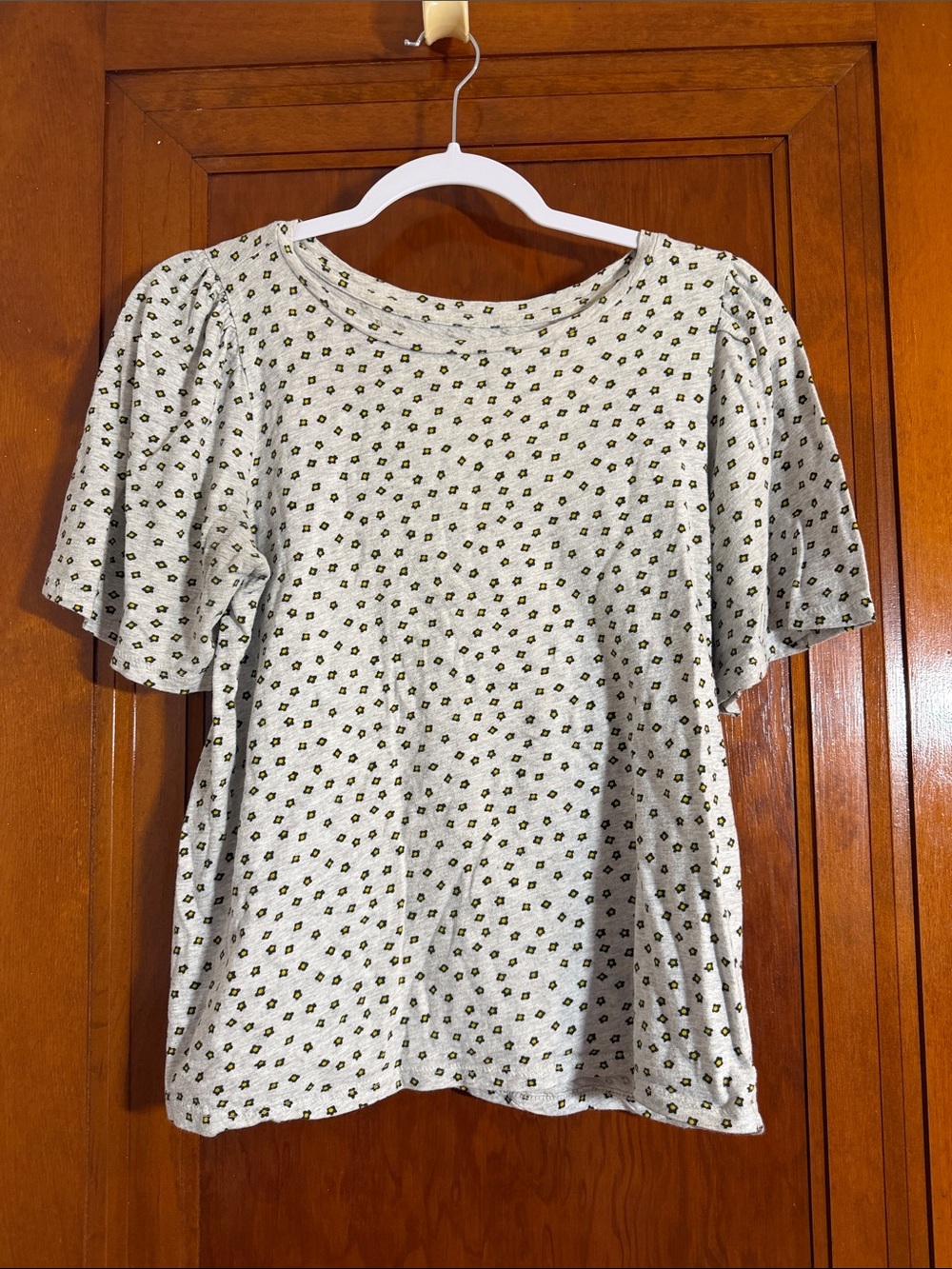 LOFT Light Gray Floral Flutter Sleeve Tee